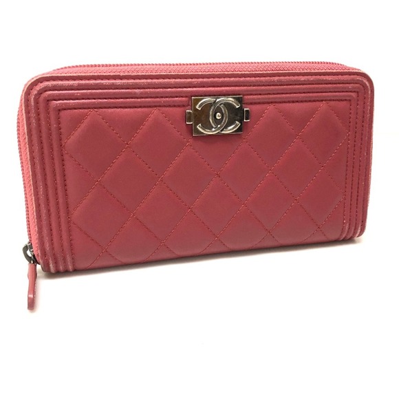 CHANEL Pink Wallet - Picture 1 of 10